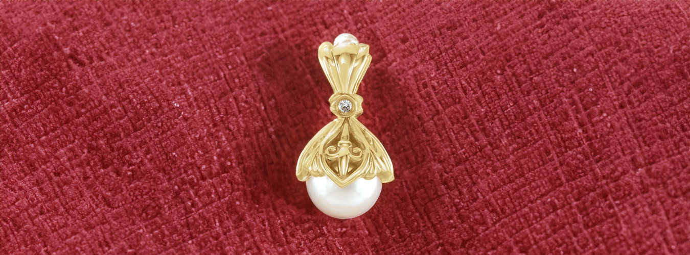 FLEUR-DE-LIS