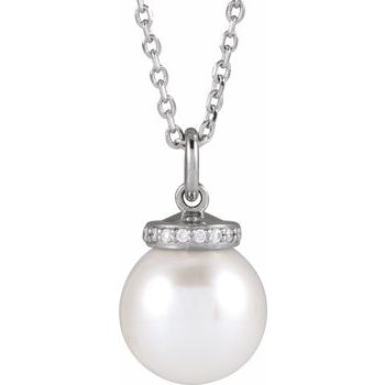 Collier en perles Akoya blanches et diamants